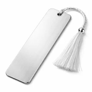 This variant of the bookmark tag is crafted from stainless steel and features a brushed surface with a polished silver finish. Rounded corners provide a smooth, elegant appearance, enhancing comfort and usability. Ideal for a sophisticated and durable metal bookmark.